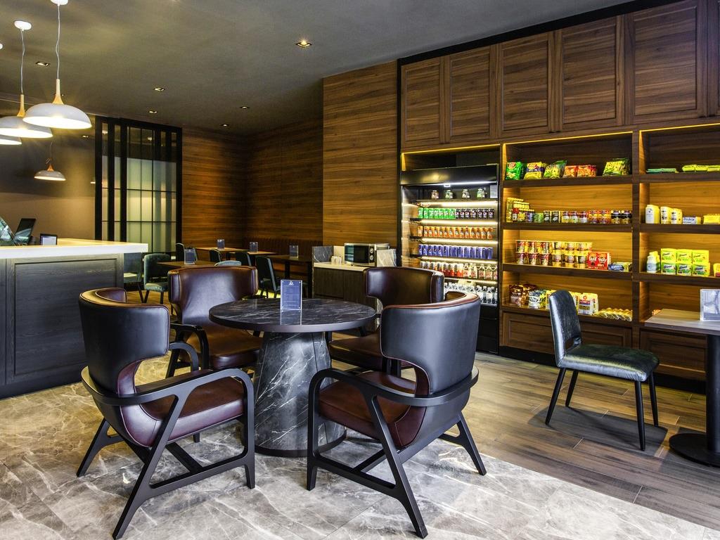 Metropolis Suites Bangkok, Tapestry Collection By Hilton Exteriér fotografie
