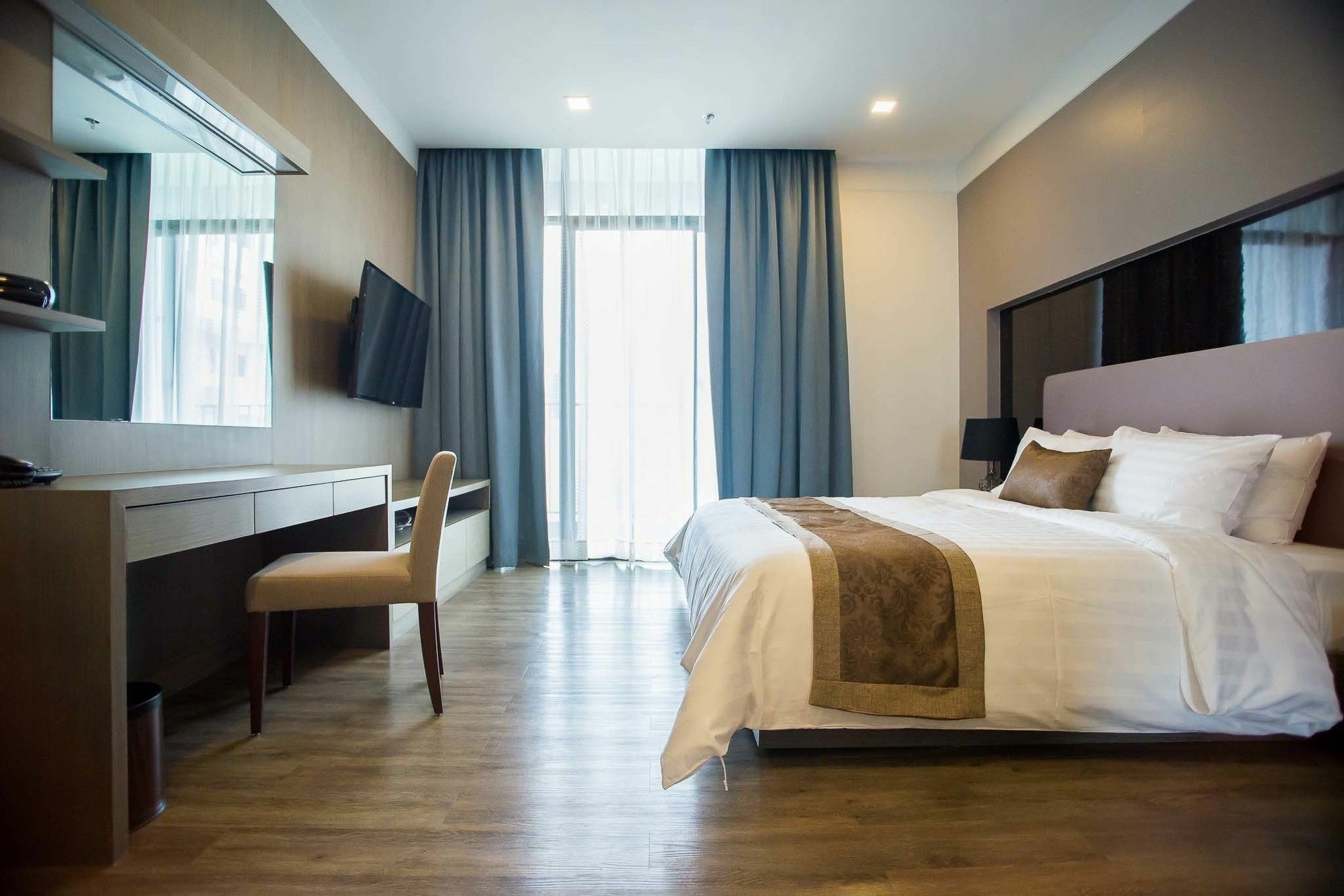 Metropolis Suites Bangkok, Tapestry Collection By Hilton Exteriér fotografie
